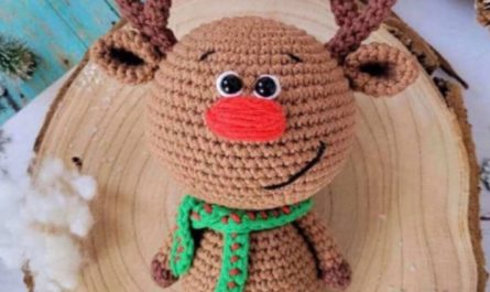 Олень новогодний крючком схема и описание амигуруми