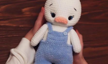 Утенок амигуруми крючком